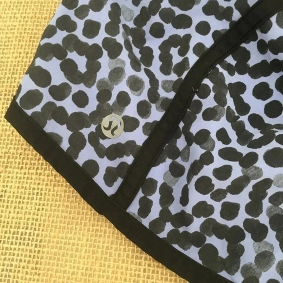 Lululemon Tracker Short III 4-Way Stretch Ace Spot Lullaby Short - Picture 4 of 9